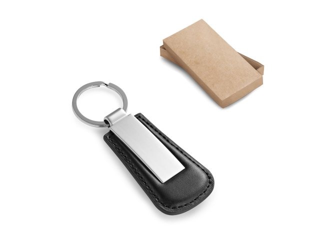 CHAVEIRO EM COURO SINTÉTICO E METAL