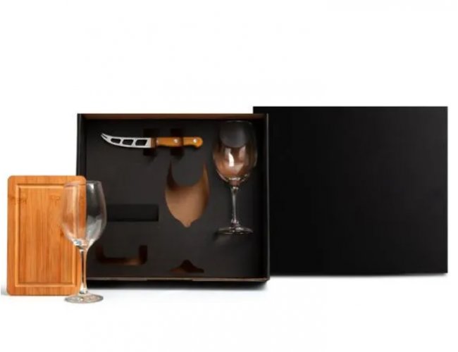 KIT QUEIJO E VINHO (4 PEÇAS)
