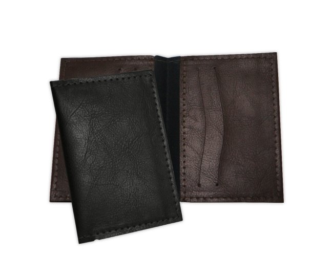 PORTA CARTÃO EM COURO SINTÉTICO